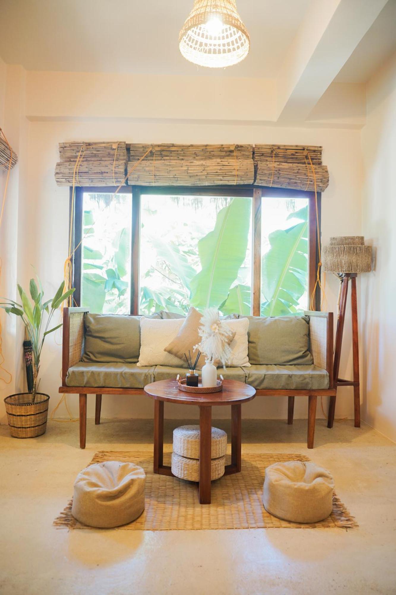 Greenhouse Siargao Roadside Boutique Apartments General Luna  Buitenkant foto